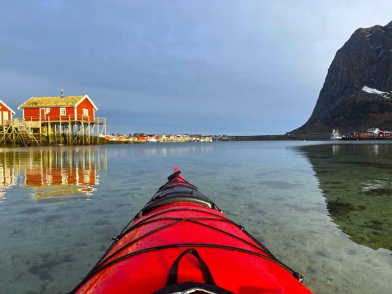 4 Top Rated Options – Best Kayaking In Reine Lofoten (2026)